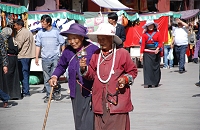 Pilger in Lhasa